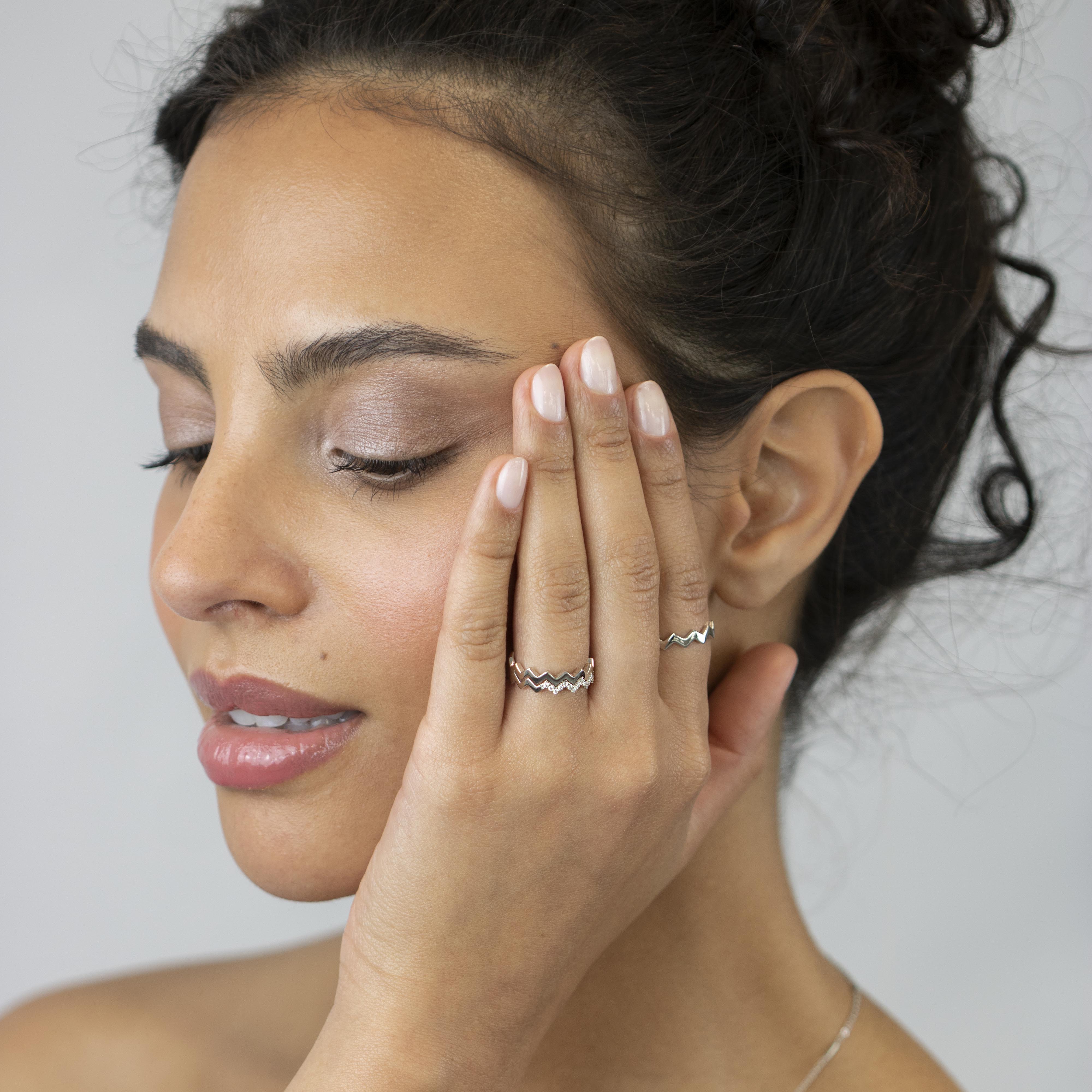 Glam Rebel Ring Brisk