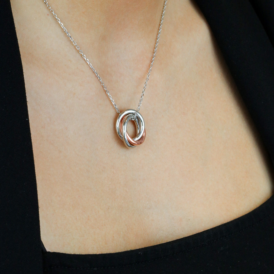 Modern Trio Collier Motile Rings