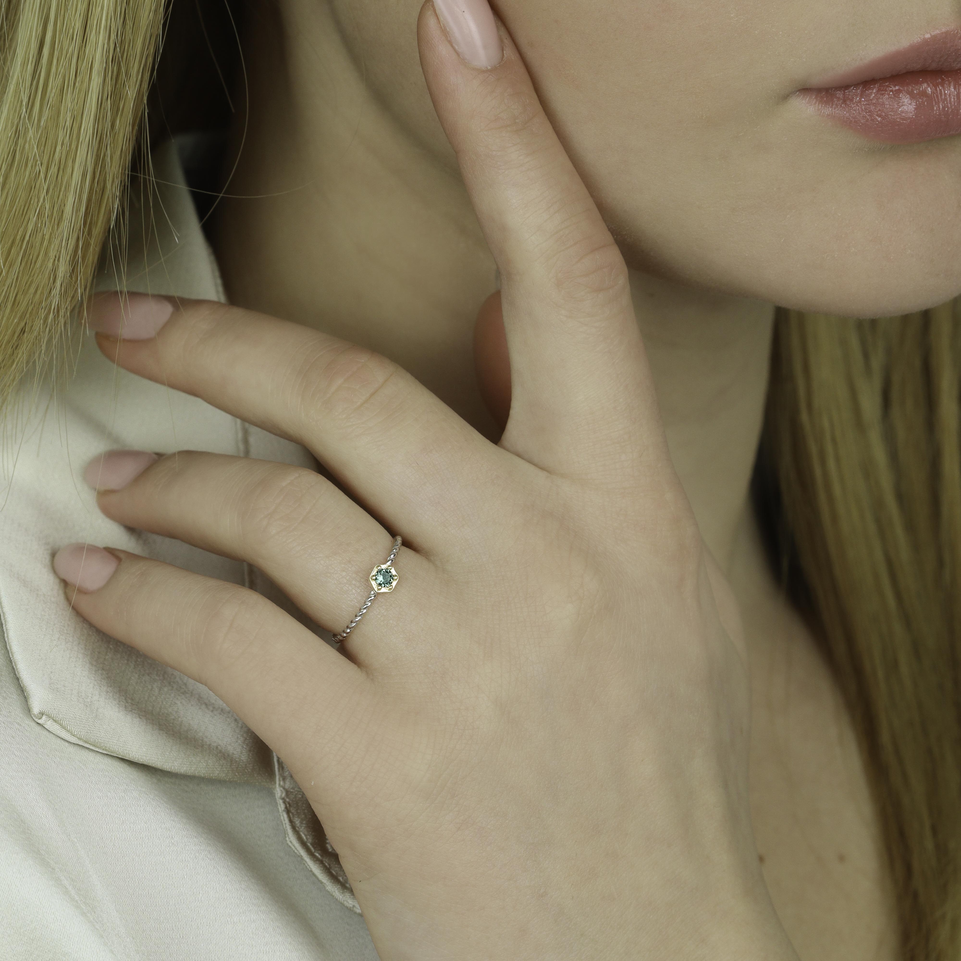 Delicate Touch Ring Tendency