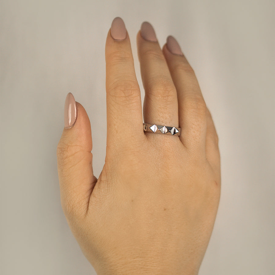 Glam Rebel Ring